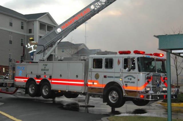 12-26-05 - Fire Box 41-1 Apartment Fire 300 Cantata Court, Reisterstown Photo's courtesy of Wayne Barrell